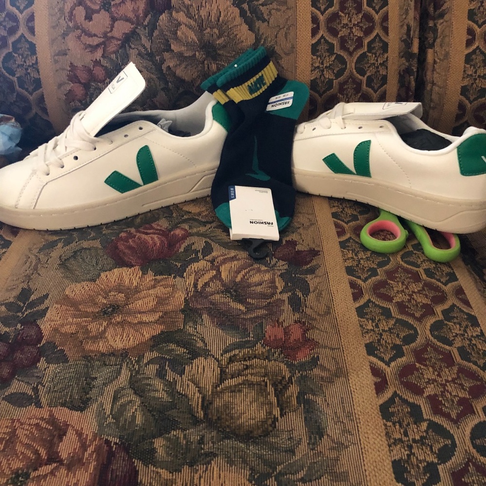 Women’s Vejas Green